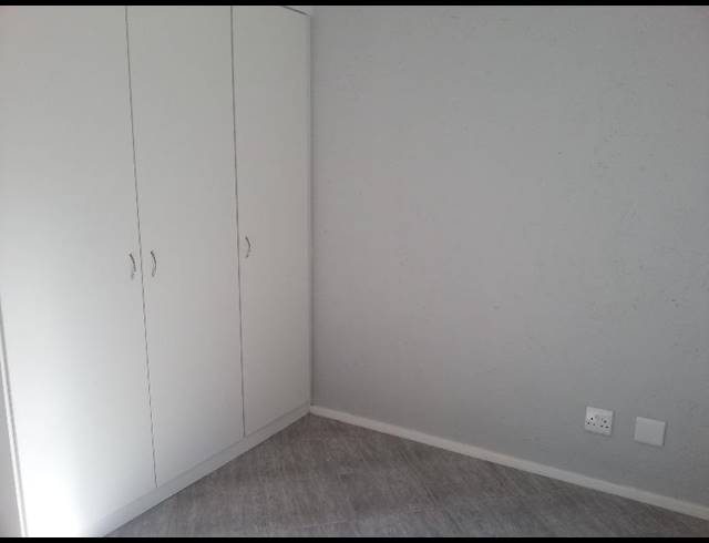 2 BEDROOM PROPERTY TO RENT IN MOOIVALLEI PARK